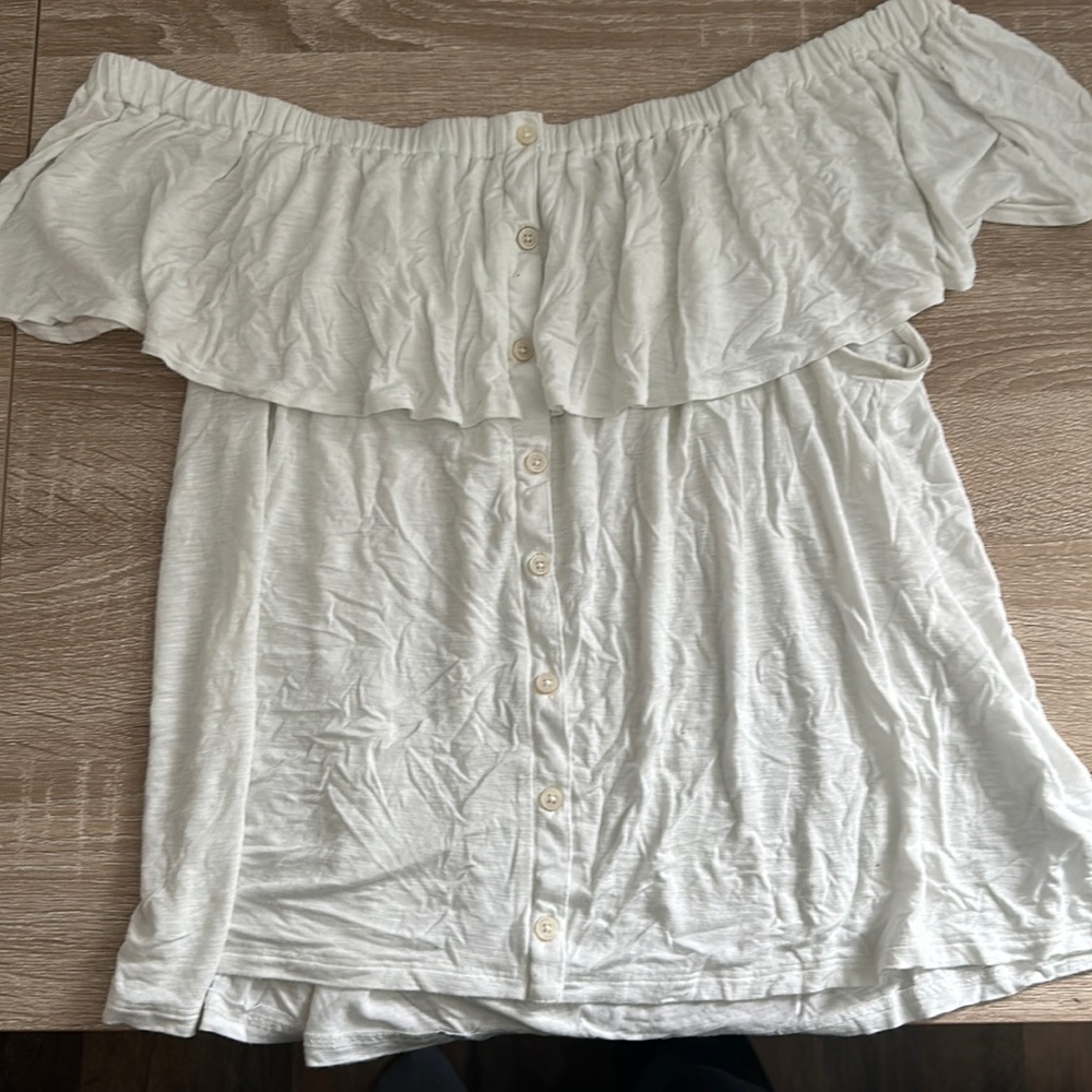 Women’s shirt